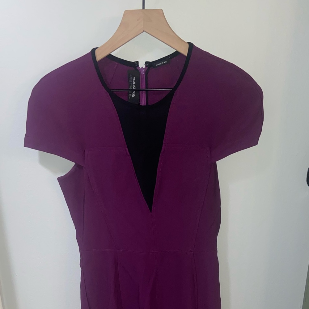 Yigal Azrouel Vintage Purple and Black Sheath Dress, Size Medium - Picture 11 of 11